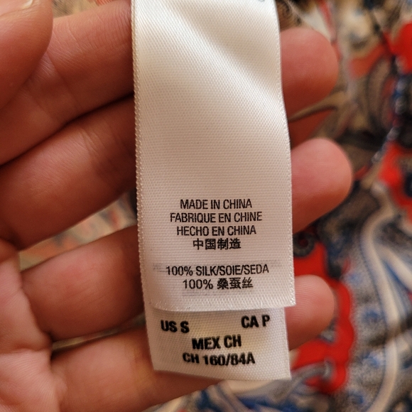 Juicy Couture 100% silk blouse long sleeve paisley dress - size Small - Picture 5 of 9